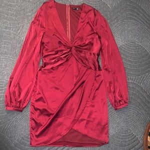 Never worn. Burgundy Great Escape Mini Dress from Fashion Nova Size Large